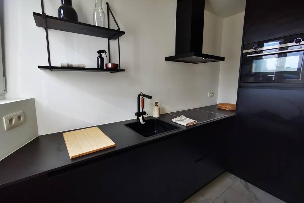 De Flat - Licht En Luxueus Appartement Bij Het Zuid Antwerpen Bagian luar foto