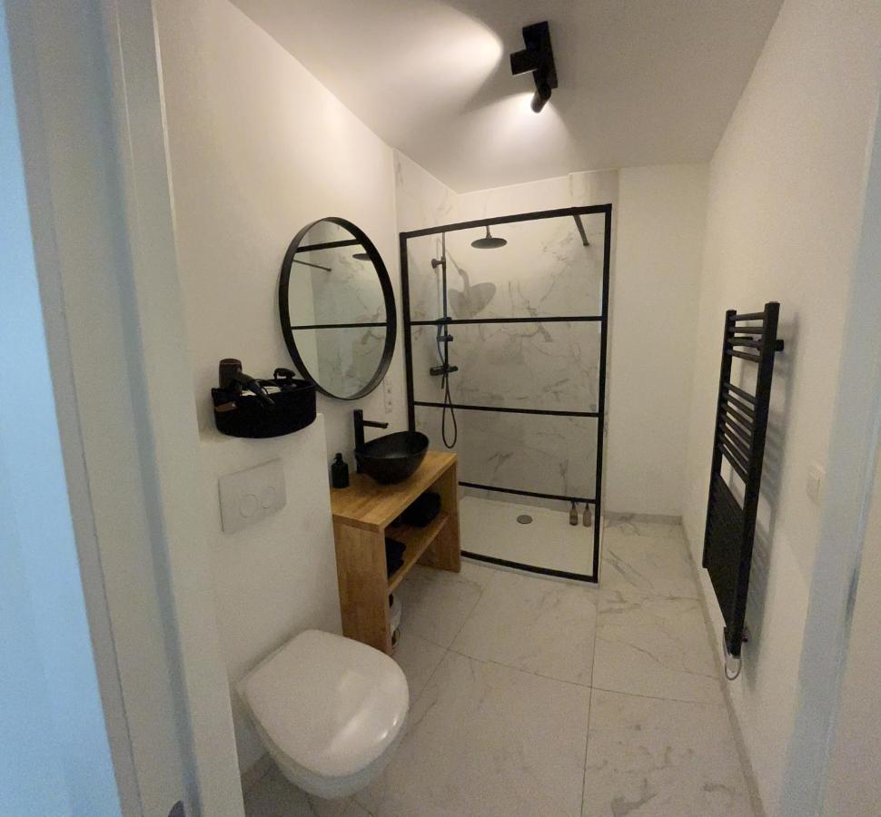 De Flat - Licht En Luxueus Appartement Bij Het Zuid Antwerpen Bagian luar foto